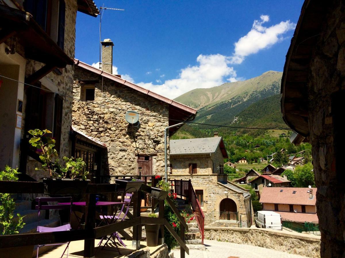 Les Chambres Du Presbytere Du Val Valdeblore Exterior foto